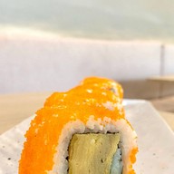 SUSHi 美味しい HUb