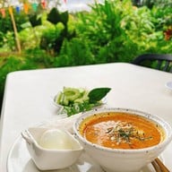 Ka Nom Jin