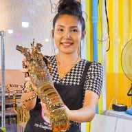 ร้านคุณนายทะเลดอง(บรรทัดทอง-ราคาหน้าร้าน) สามย่าน
