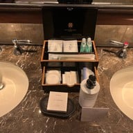 The Athenee Hotel a Luxury Collection Hotel