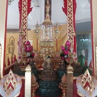วัดจากแดง