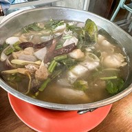 นิตยา ส.กุ้งเป็น ตลาดกลางเพื่อการเกษตร จังหวัดอยุธยา