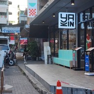 Yakin Yakiniku บรรทัดทอง