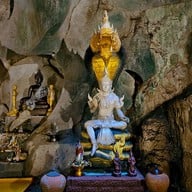 วัดถ้ำบาดาล