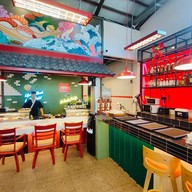 บรรยากาศ RED Party Box บางนา กม.8