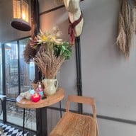 บรรยากาศ กาลเวลา ฟาร์ม คาเฟ่ สาขาตลาดท่าม่วง