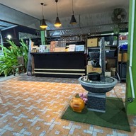 ข้าวขาหมู กระทุ่มราย