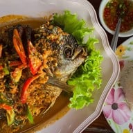 เมนูของร้าน พริกแกง @ลาดหญ้า กาญจนบุรี