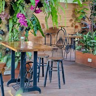 Carp cafe sriracha