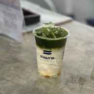 เสมอภาค  coffee and more