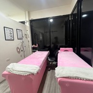 Glossify Nails and Lash Bangkok