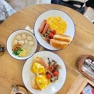 โก๋ในซอย x All about Halal Breakfast & Lunch  พระราม 9