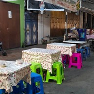 ร้านขนมนกน้อย