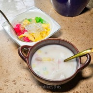 Baan Restaurant 'Thai Family Recipe' ถนนวิทยุ