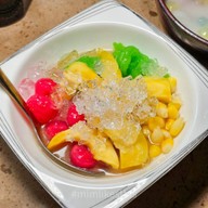Baan Restaurant 'Thai Family Recipe' ถนนวิทยุ