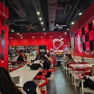 ฮอ็ตเกิล หม่าล่าทั่ง Hot Girl สยามสแควร์วัน