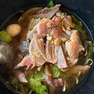 เมนูของร้าน เกาเหลาเนื้อกิ่งเพชร