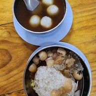 สามกองน้ำเต้าหู้ ๒๕๓๘ น้ำเต้าหู้สามกอง