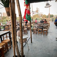 ไผ่แซ่บ เคหะรามคำแหงชอย190/2  ปากชอยข้างเชเวน