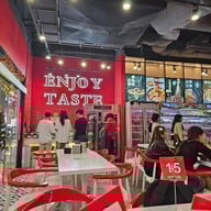 ฮอ็ตเกิล หม่าล่าทั่ง Hot Girl สยามสแควร์วัน