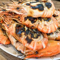 กุ้งรุ่งฟ้า ตลาดกลาง