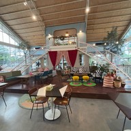 ดาเวนพอร์ท คาเฟ่ -