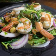 ท่าจีนชมจันทร์