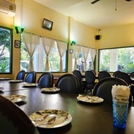 ปราย ระย้า Local Phuket Cuisine , Sukhumvit 8 ( 350 M. form BTS NaNa )