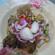 ข้าวต้มเจ๊สวย หรือ ข้าวต้ม 100 ปี พลับพลาไชย