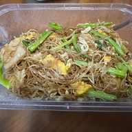 ราดหน้าฟาไฉคู้บอนคลองสามวา คู้บอน