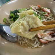 เมนูของร้าน สหชัยบะหมี่ ประตูชัย
