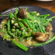 ท่าจีนชมจันทร์