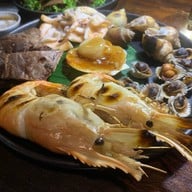 ท่าจีนชมจันทร์