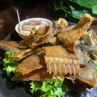 ท่าจีนชมจันทร์