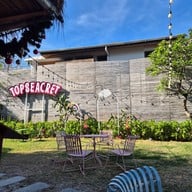 บรรยากาศ Top Seacret Beach Cafe