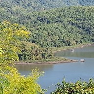 จุดชมวิวอ่างเก็บน้ำห้วยกระทิง