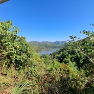 จุดชมวิวอ่างเก็บน้ำห้วยกระทิง