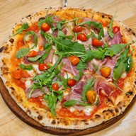 Grazie Pizzeria Thewet