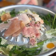 อิ่มสุข หมูกระทะ บุฟเฟ่ห์