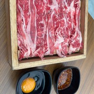 เน้นเนื้อ ข้าวกะเพรา ก๋วยเตี๋ยว by เชฟบัส Topchef สยามสแควร์วัน