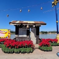 ถนนคนเดินเชียงคาน