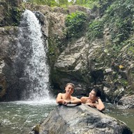 น้ำตกมะกอก