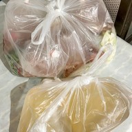 เหน่งหมูย่างเกาหลี(หมูกระทะ)เจ้าเก่าวัดเสด็จ