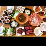 บ้านไร่ แจ่วฮ้อน พานทอง