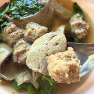 เมนูของร้าน เฮียอู๋ เซี่ยงจี้เลือดหมู