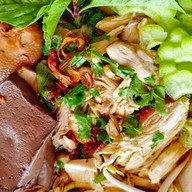 หมี่คลุก Victory พลีโน่รามอินทรา จตุโชติ