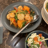 เมนูของร้าน อรุณ ไทย คูซีน โรงแรมแกรนด์เซ็นเตอร์พอยต์