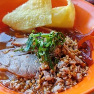 เมนูของร้าน เรือนขุนพิเรนท์ ข้าวมันไก่ ก๋วยเตี๋ยว นนทบุรี