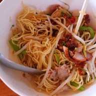 ก๋วยเตี๋ยวเต่า บะหมี่ทำเอง
