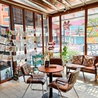 บรรยากาศ mabel cafe & smoothies juice bar